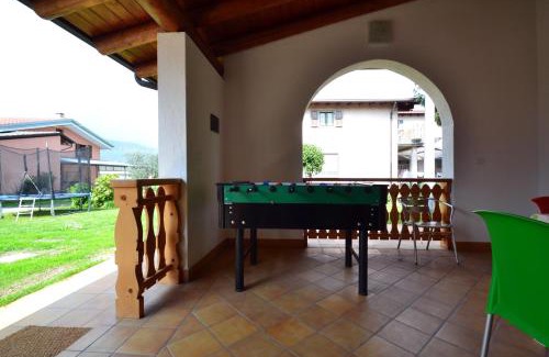 Artogne House | La Gallina