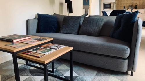 Charolles Apartment | La Garçonnière II