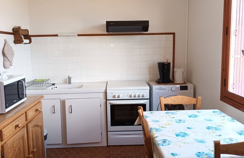 Fontanes House | la gardille les pine independent house with land in lozere