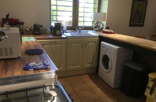 Exideuil Cottage | La Garenne, 3 Star Riverside Gite with village views from Vienne River Vacances