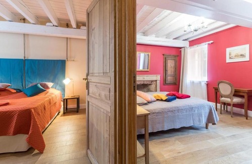 Breteniere House | La Garenne