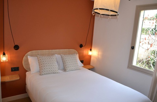 Venasque Hotel | La Garrigue