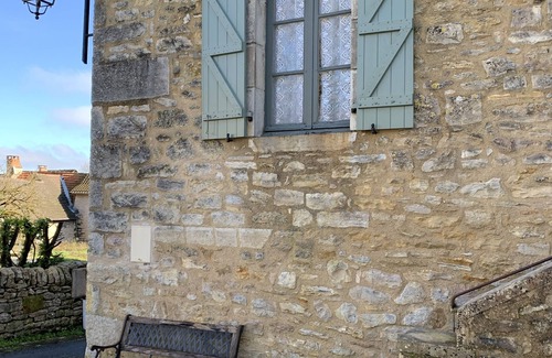 Salles-Courbaties House | La Gastine