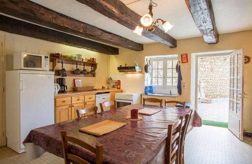 Valeuil Villa | La Gerbaudie - Four Bedroom Villa, Sleeps 10