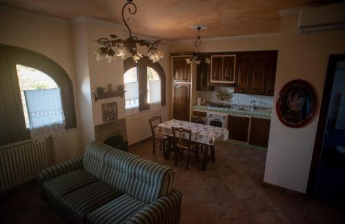 Castel San Lorenzo House | La Ginestra