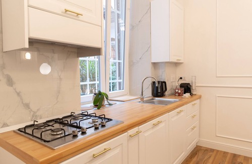 Rione XVIII Castro Pretorio Apartment | La Gioberta Holiday Home