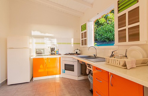 Capesterre-de-Marie-Galante House | La Tourterelle Rose "the Pink Dove "