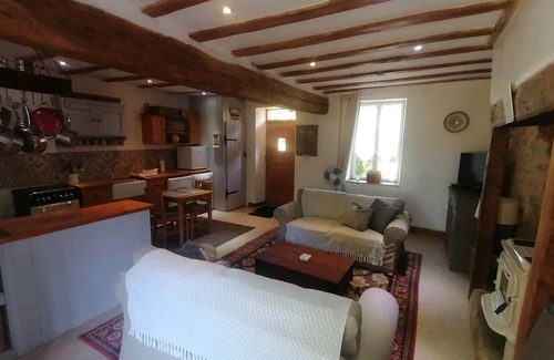Cromac Cottage | La Grace Beautiful 1 Bedroom Cottage (3) With 10 X 5 Swimming Pool