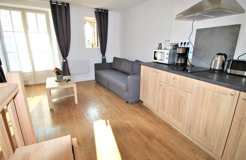 Pont-sur-Yonne Apartment | La graineterie