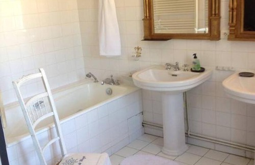 Vorly Bed & Breakfast | La grand' maison