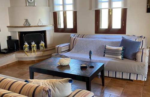 Lefokastron Apartment | La Grande Maison,Lefokastro