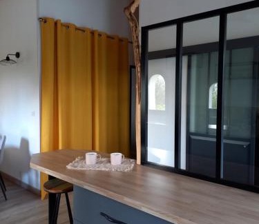 Les Fosses Apartment | LA GRANDE MATHINEO