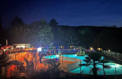 La Cassagne House | La Grande Prade Campsite* - Mobile comfort residence in Noyers with semi-covered wooden terrace 18 m² + TV-TNT for 6 people