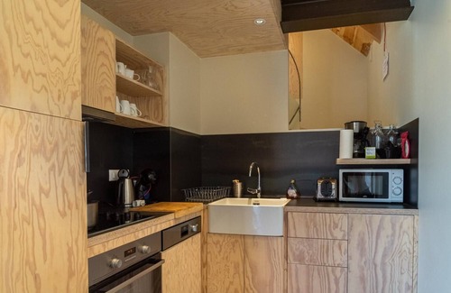 Saint-Laurent-de-Muret House | La Grange Commeyras in Saint Laurent de Muret