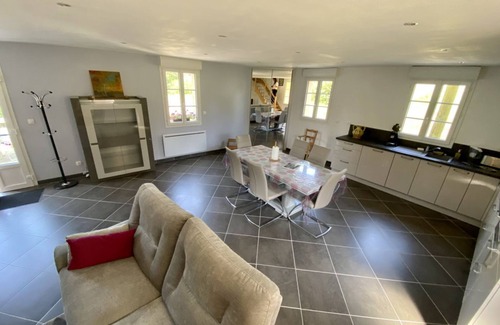 Moyenneville House | La Grange, Ancienne Ferme Rénovée Pour 8 Personnes