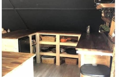 Elsah House | La Grange at Suite Jane - private studio barn loft apartment: a bohemian getaway