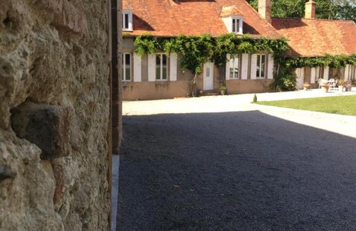 Chemilly House | La Grange de l’ecuyer