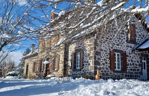 Vic-sur-Cere Bed & Breakfast | La Grange de Lily