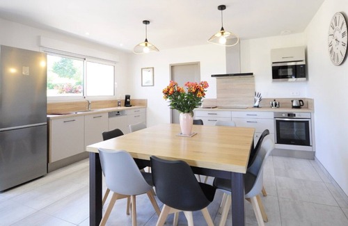 Vailhourles Cottage | LA GRANGE DE NESPES " LAURIERS" (6 pers-) (4 stars) Air conditioning