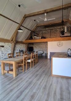 Thegra House | La grange de Thégra