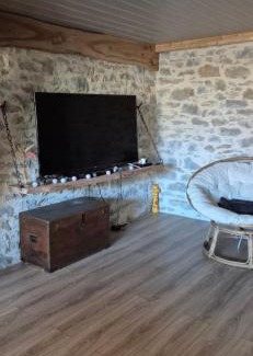 Thegra House | La grange de Thégra