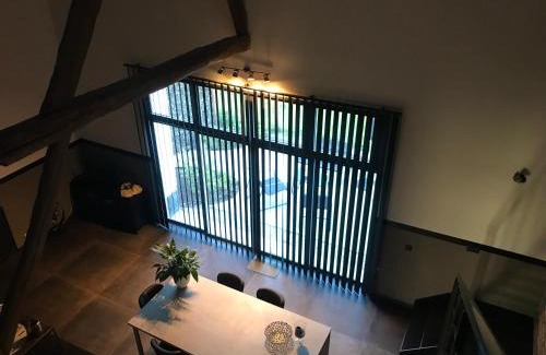 Silly House | La grange de thoricourt