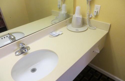 La Grange Hotel | La Grange Executive Inn and Suites