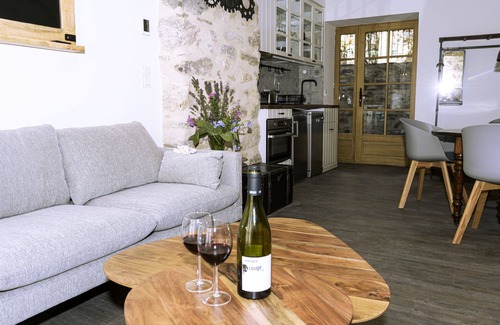 Belesta Cottage | La Grange gauche - The Castle House by Domaine RIBERACH