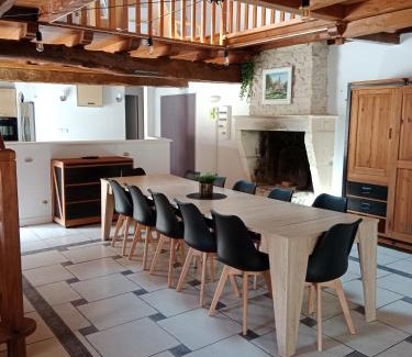 Puyravault House | La grange pyratelle