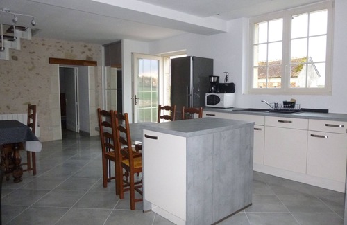 Saint-Martin-des-Bois House | La Grange, renovated farmhouse for 6 people
