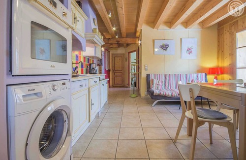 Clery House | LA GRIVE - CLERY - Gîte