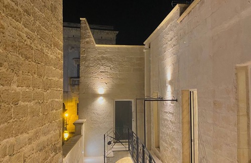San Cesario di Lecce Apartment | La Grotta Suite
