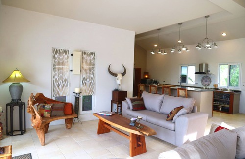 Ojo de Agua House | La Hacienda Eye of Water Rural Luxury Home /13 Acres of privacy