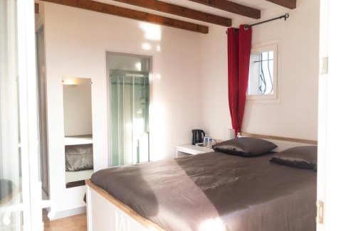 Vacheres House | La Halte Gourmande