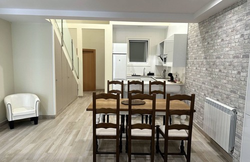 Ponferrada Apartment | La Herencia A - Duplex apartment in the old town of Ponferrada.