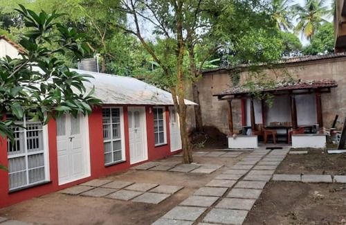 Pondicherry Cottage | La Heritage Room No.3 Near Auroville & Pondicherry