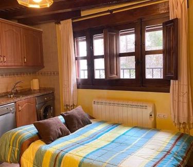Montemayor del Rio House | La herradura, acogedora casa en Montemayor del Río