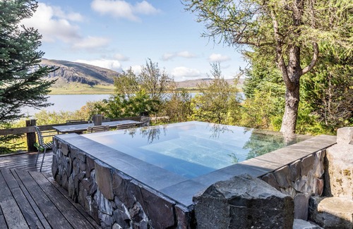 Selfoss Villa | Lakefront Luxury Villa - Modern - Infinity hot tub and panorama sauna
