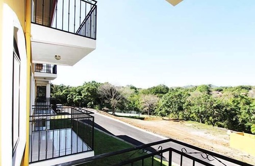 Atenas Apartment | La Jacaranda Luxury Condos