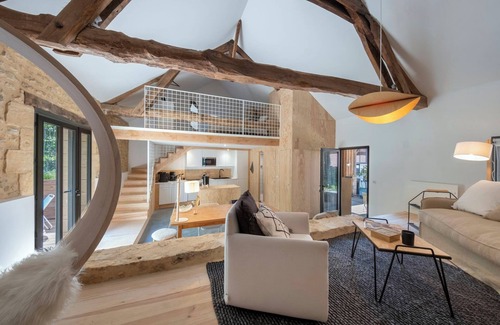 Le Buisson-de-Cadouin House | La Jolie Vie - La Cabane: Scandinavian simplicity