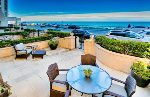 Village of La Jolla House | La Jolla Village Oceanfront Homes