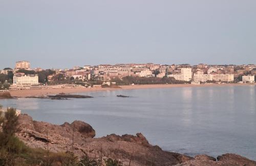 Caranceja House | La Jomeruca ,espaciosa casa rural cerca de playa y montaña