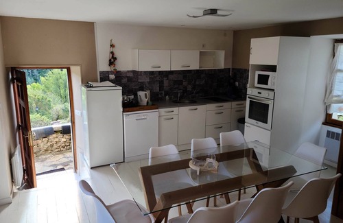 Gatuzieres Apartment | LA JONTE AND ITS LOFT (9 pers.)