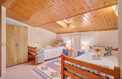 Viana Apartment | La Kasilla de Viana by Clabao