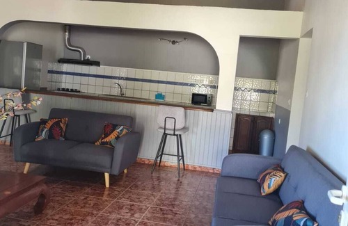 Trois-Bassins House | La Kaza Ravinala