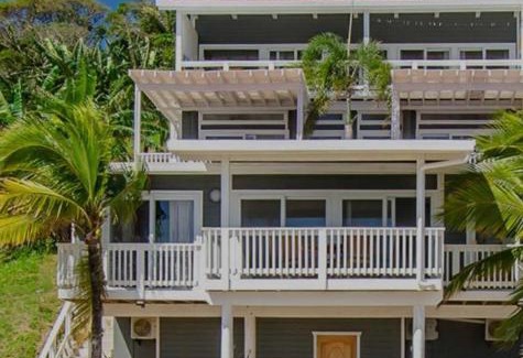Jonesville House | La’La Villas