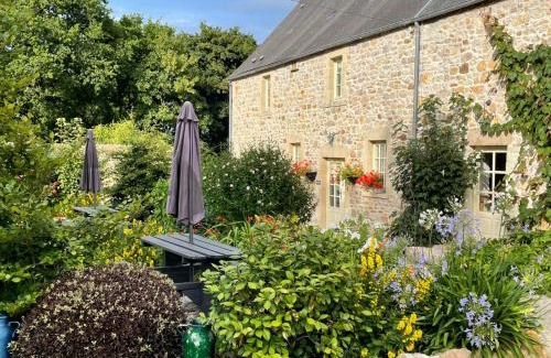 Bricquebec-en-Cotentin House | La Lande