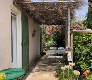 Peyriac-de-Mer Bed & Breakfast | LA LAVANDIERE