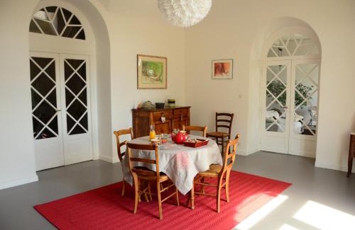 Mirefleurs Bed & Breakfast | La Lit'Hote