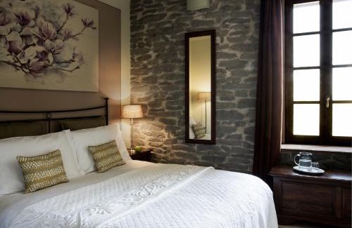 Torrechiara House | La Locanda del Borgo